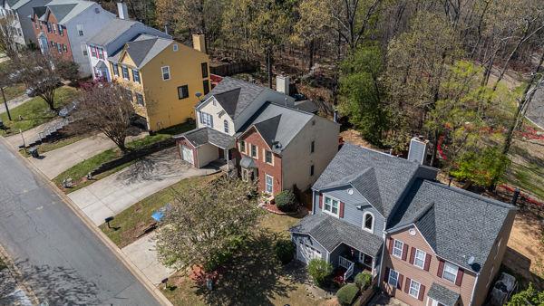 1835 Barrington Overlook NW