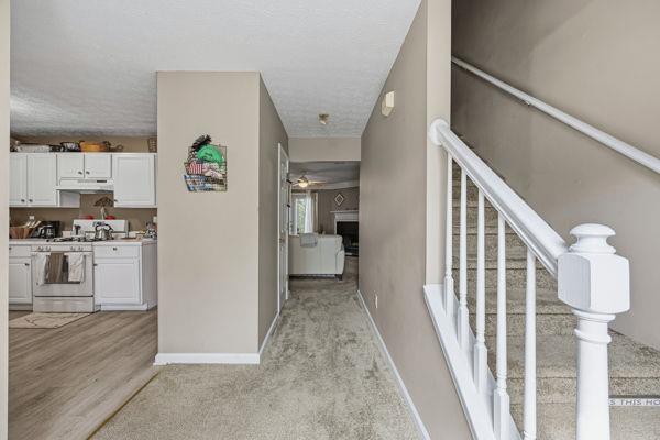 1835 Barrington Overlook NW