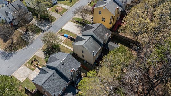 1835 Barrington Overlook NW