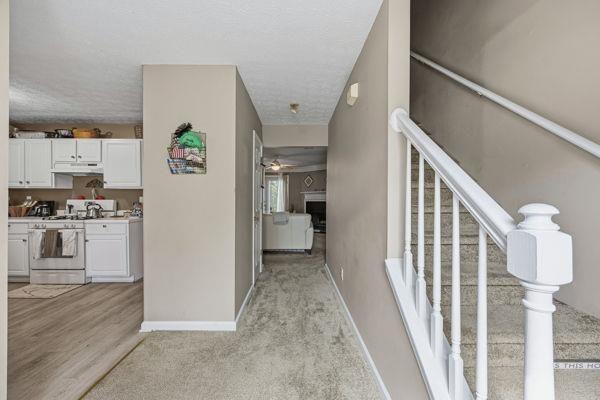 1835 Barrington Overlook NW