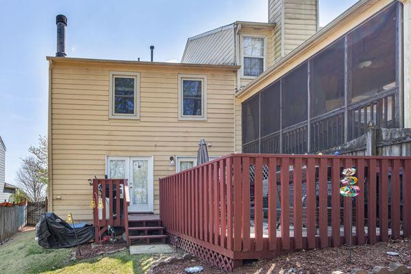 1835 Barrington Overlook NW