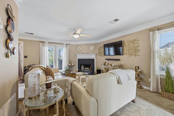 1835 Barrington Overlook NW