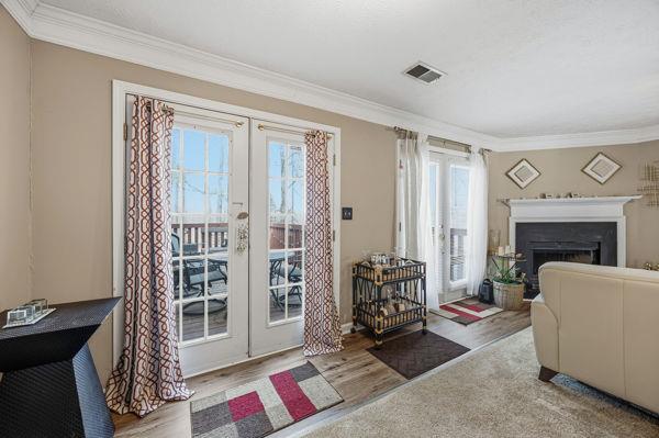 1835 Barrington Overlook NW