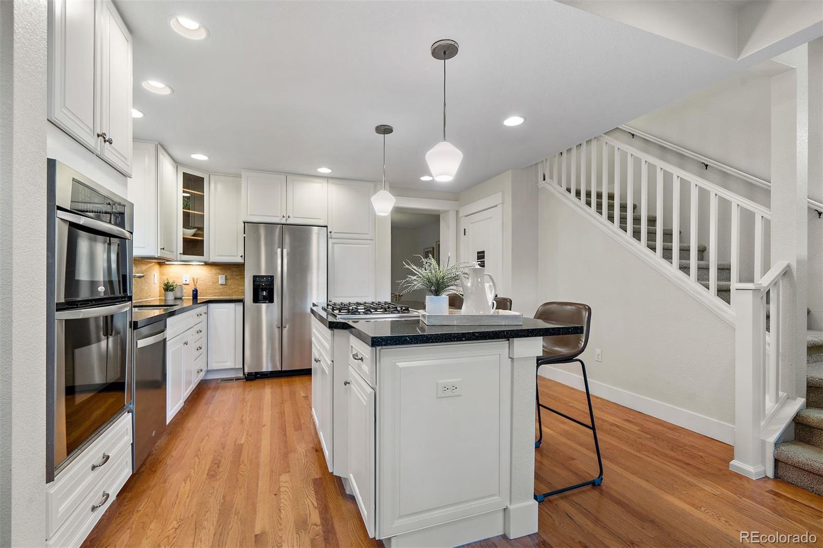 1175 S Grant