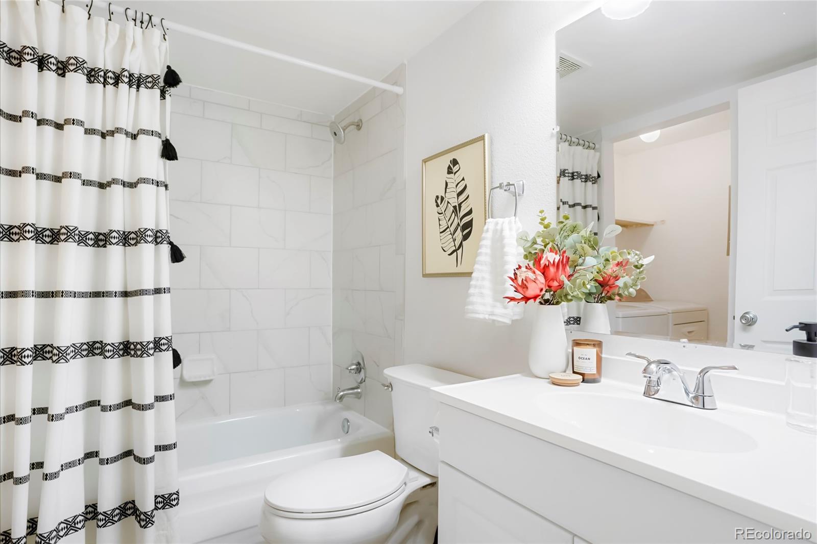 3452 S Eagle Street Unit: 101
