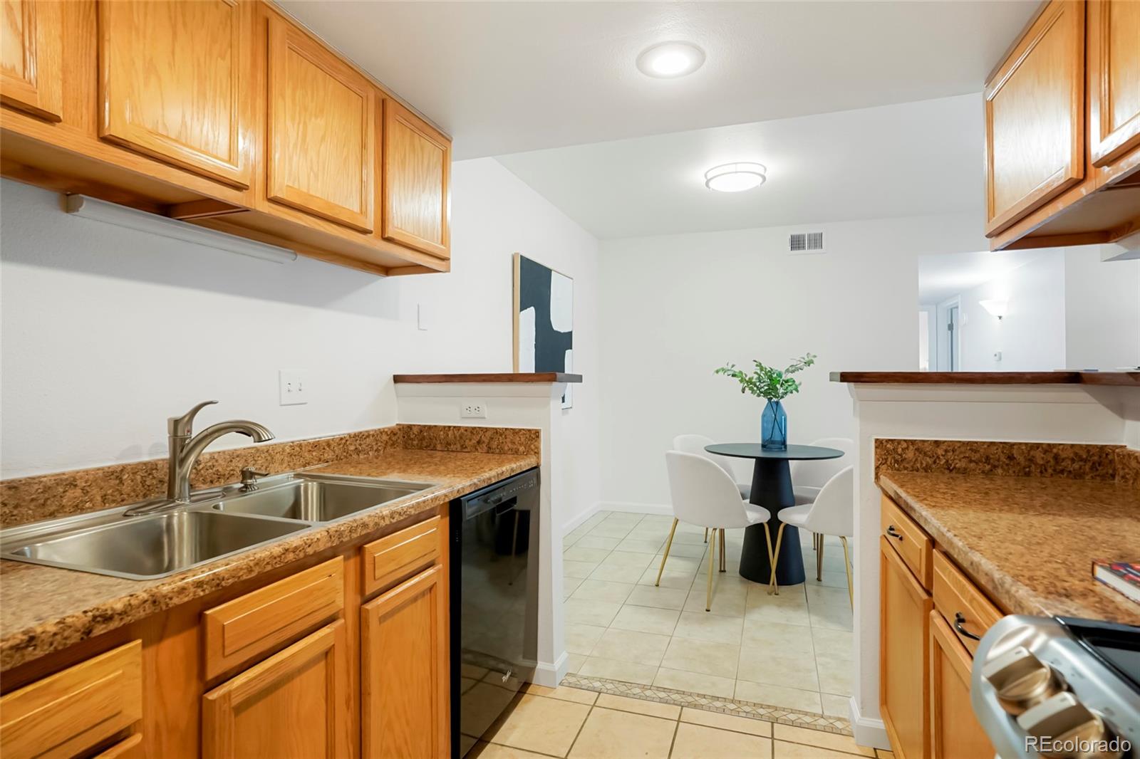 3452 S Eagle Street Unit: 101