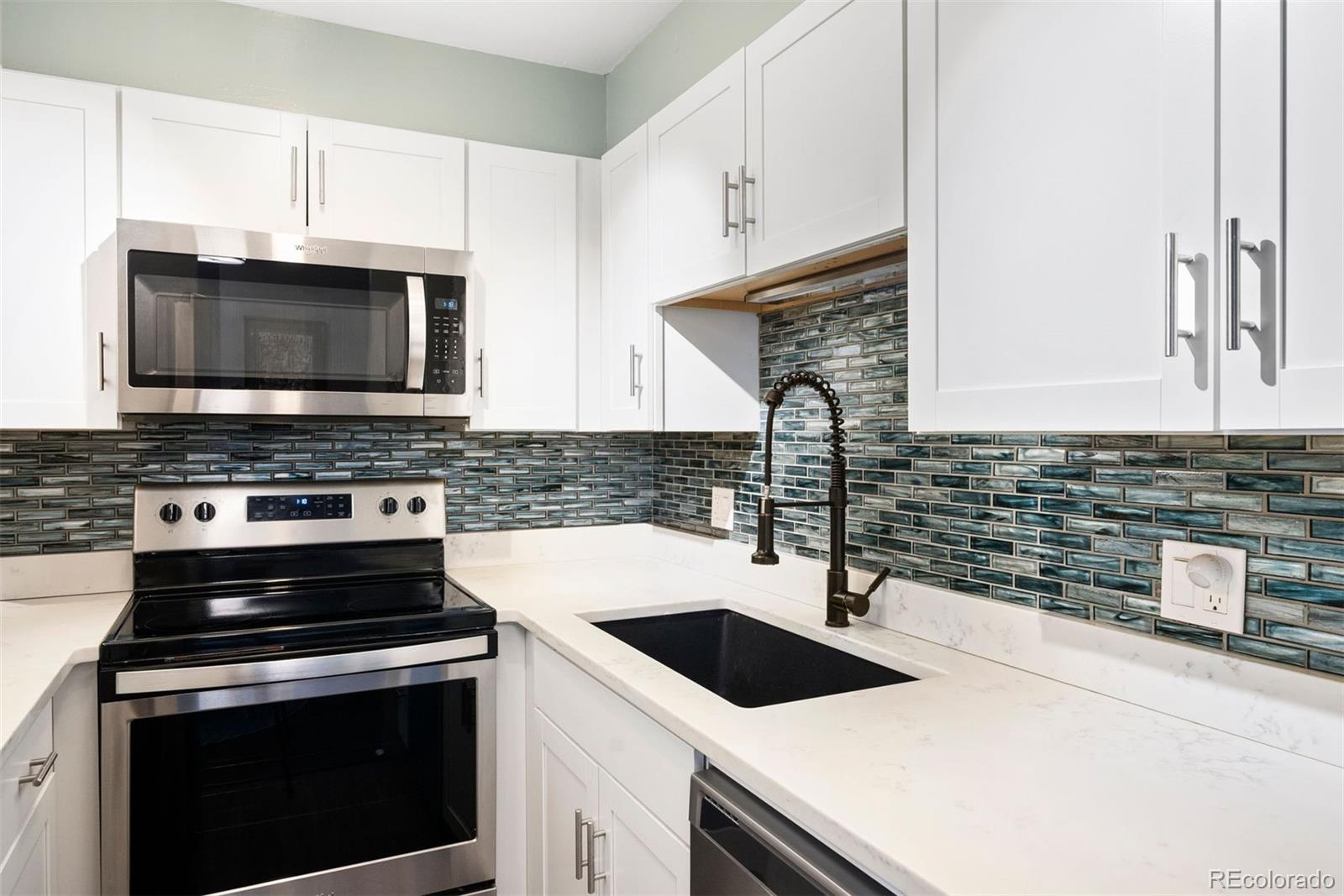 1313 Steele Street Unit: 101