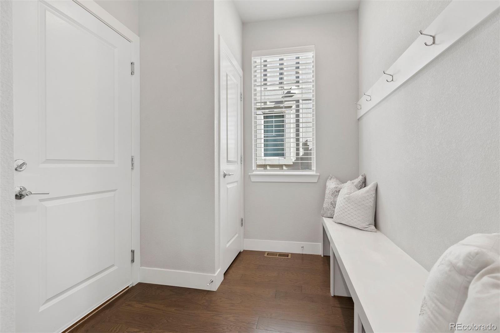 1964 W 137th Place