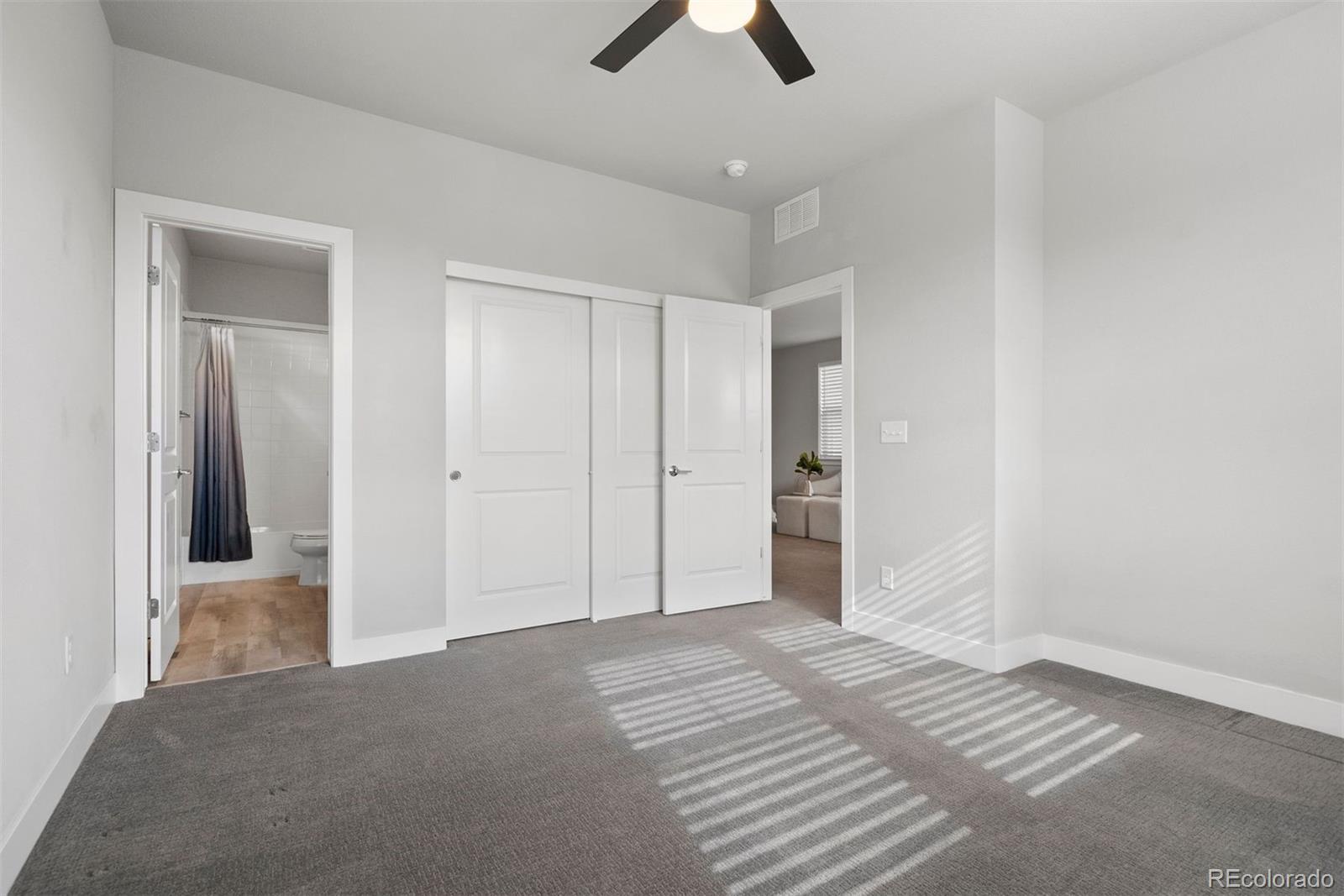 1964 W 137th Place