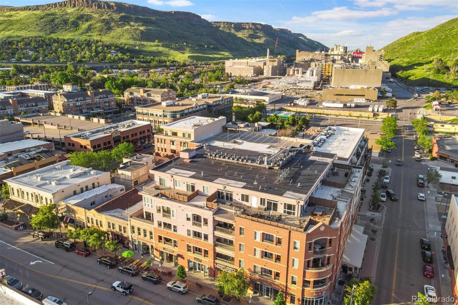 1275 Washington Avenue Unit: R408