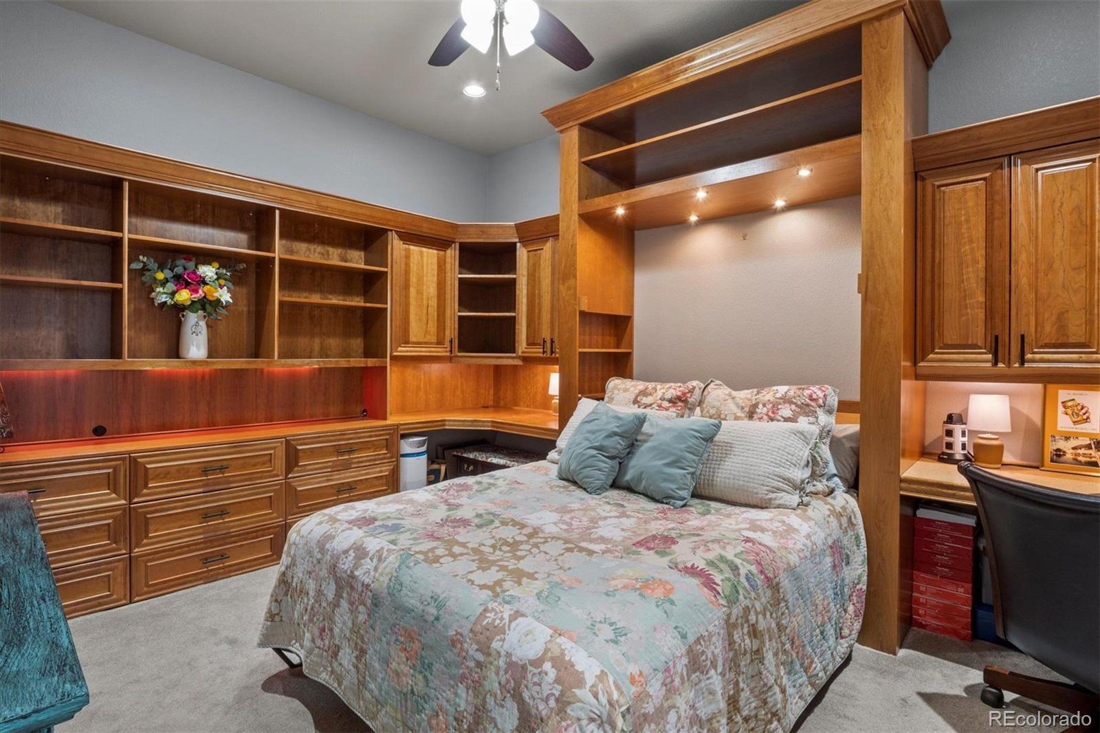 1275 Washington Avenue Unit: R408