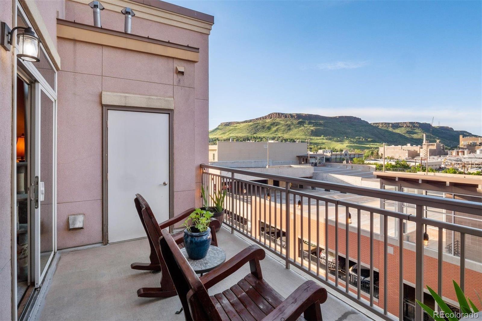 1275 Washington Avenue Unit: R408