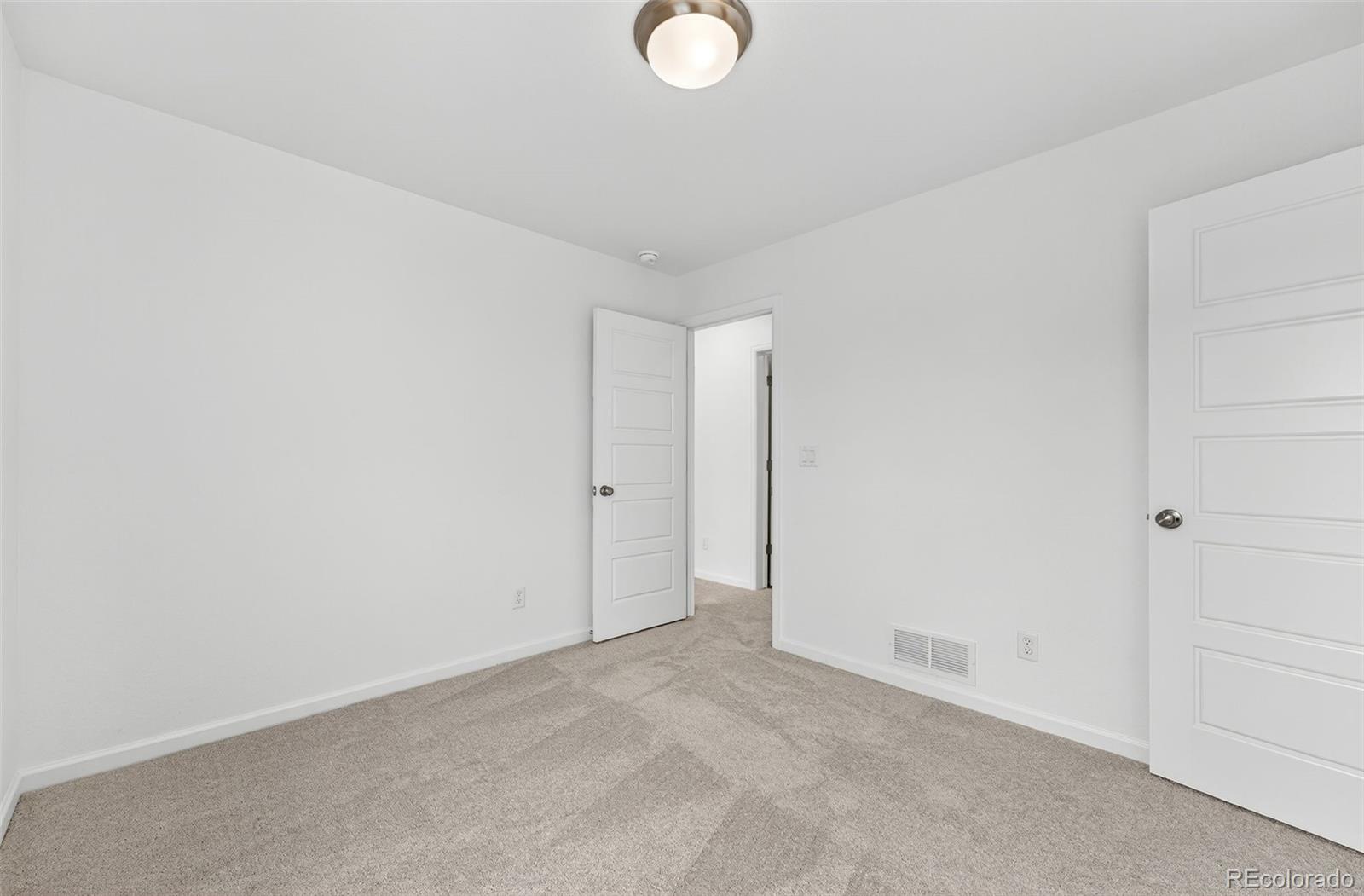 14855 Arbor Boulevard W