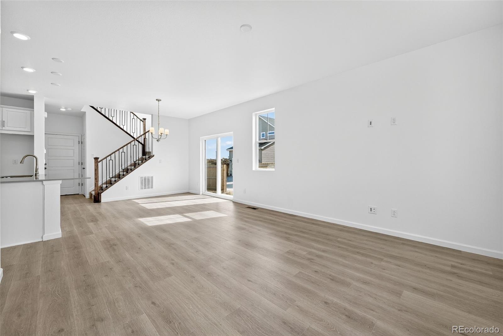 14855 Arbor Boulevard W