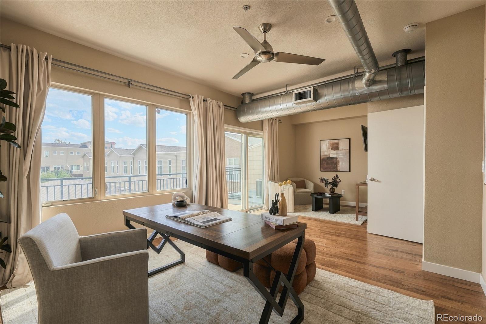 190 Roslyn Street Unit: 1308