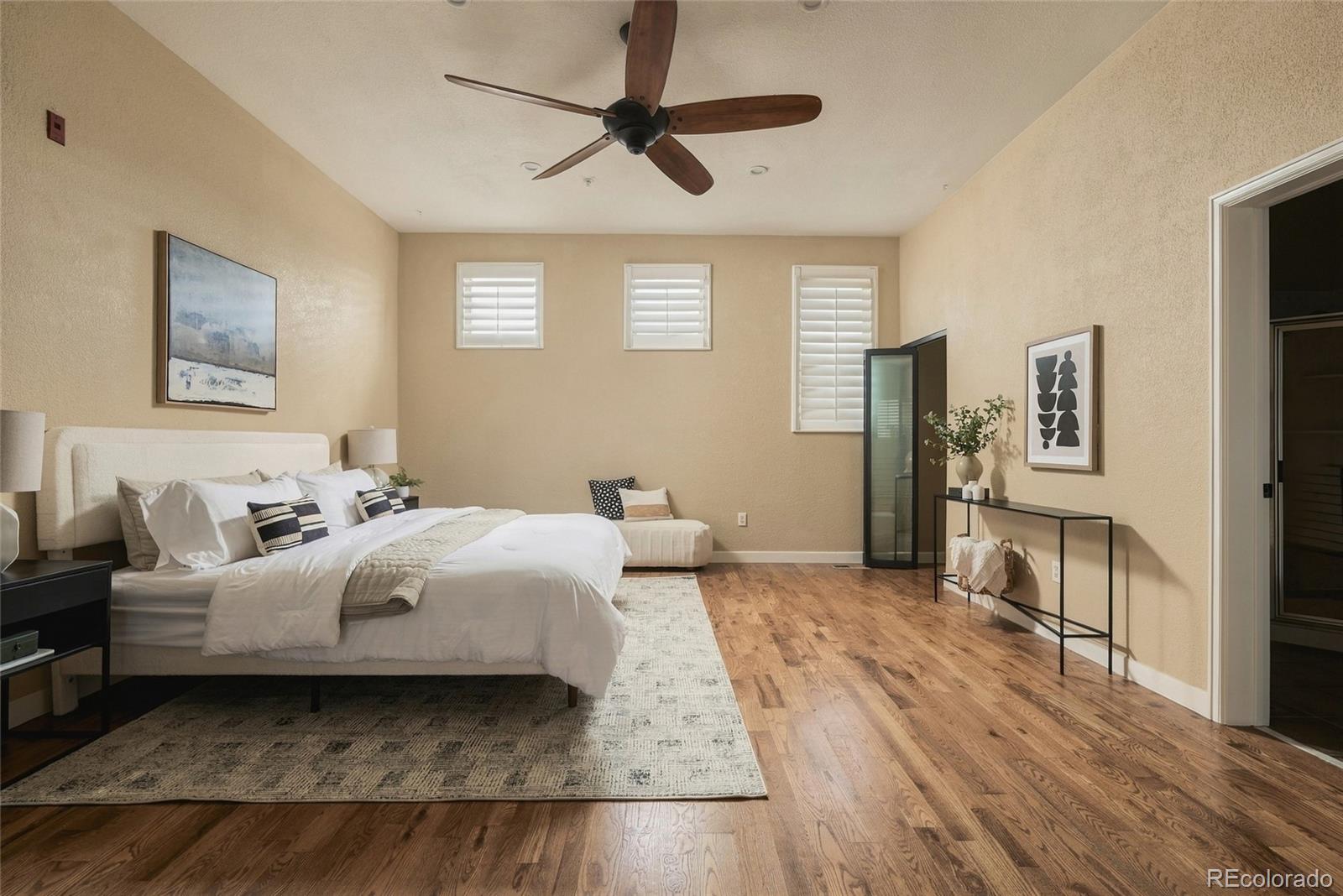 190 Roslyn Street Unit: 1308