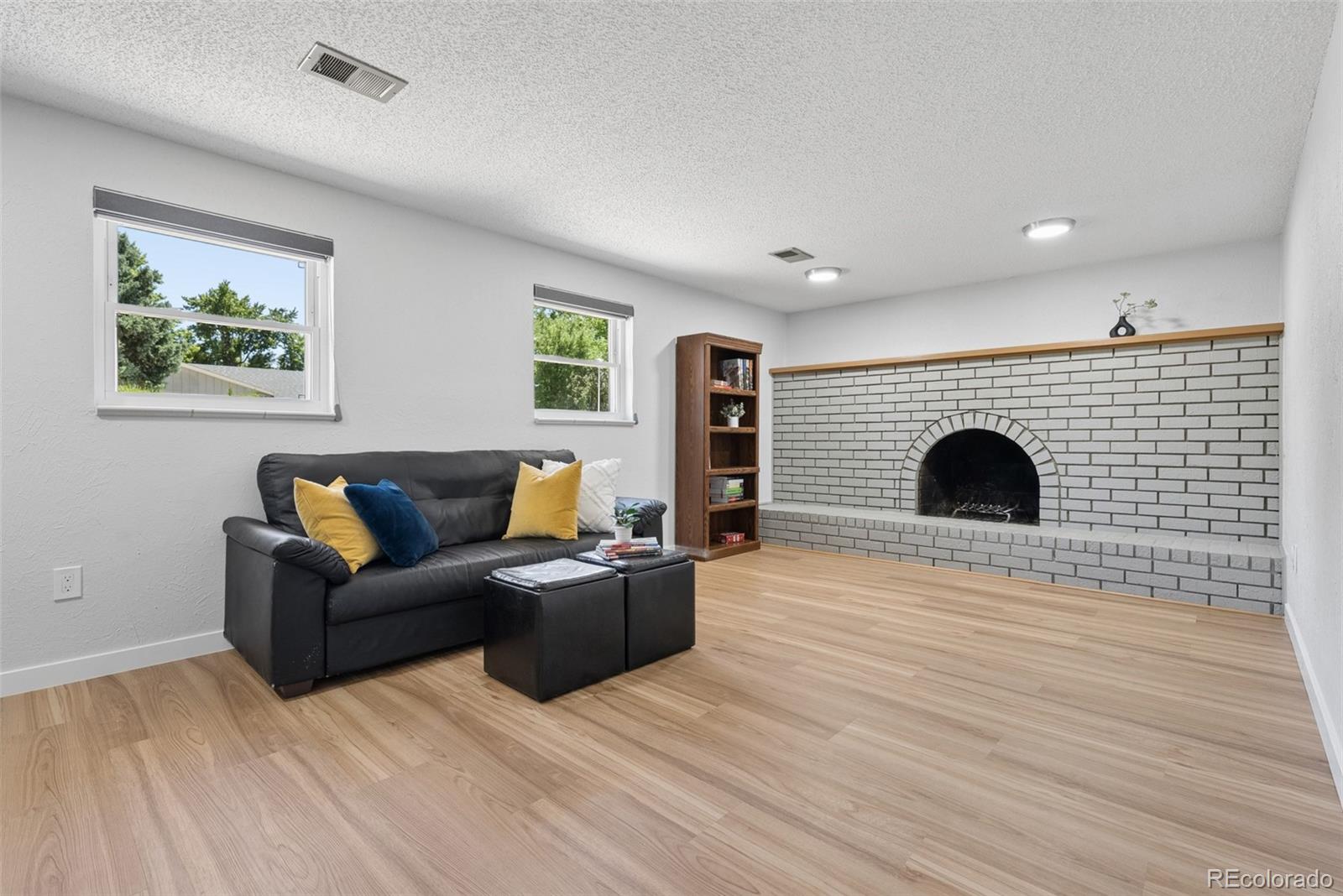 8601 E Layton Avenue