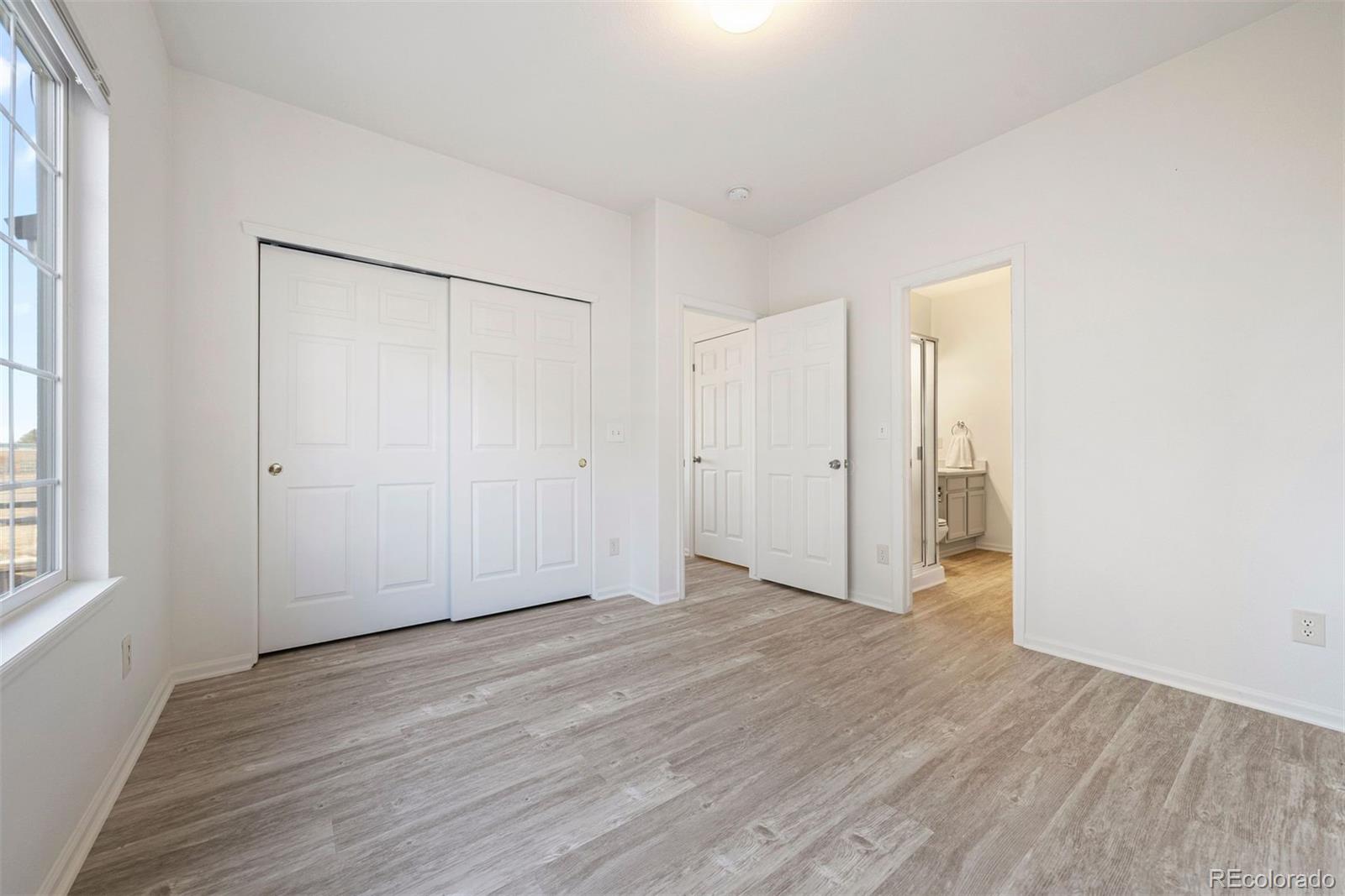 19153 E 39th Place