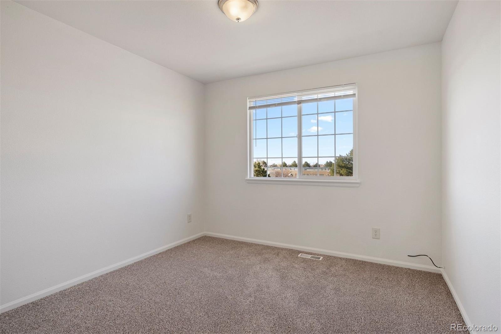 19153 E 39th Place
