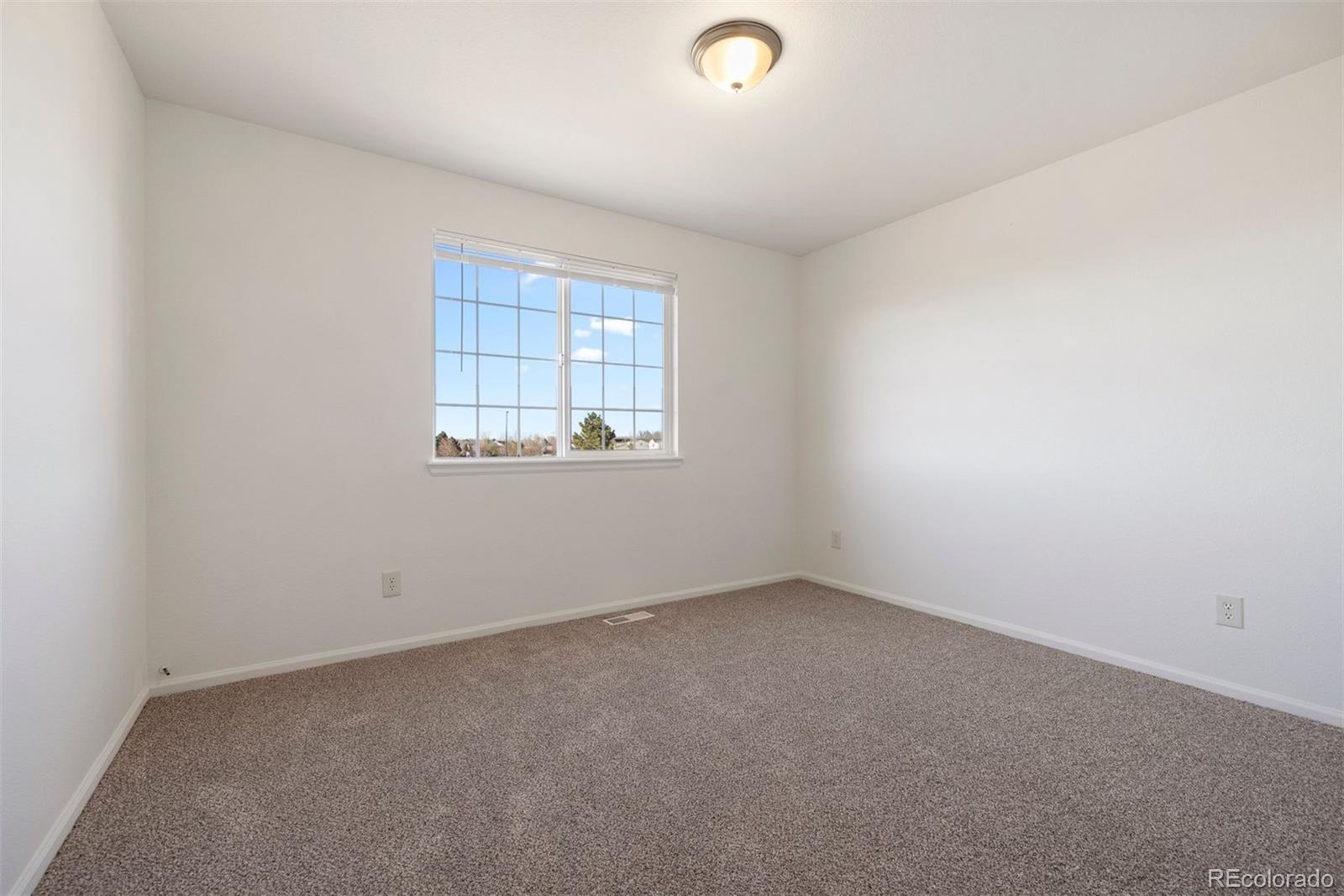 19153 E 39th Place