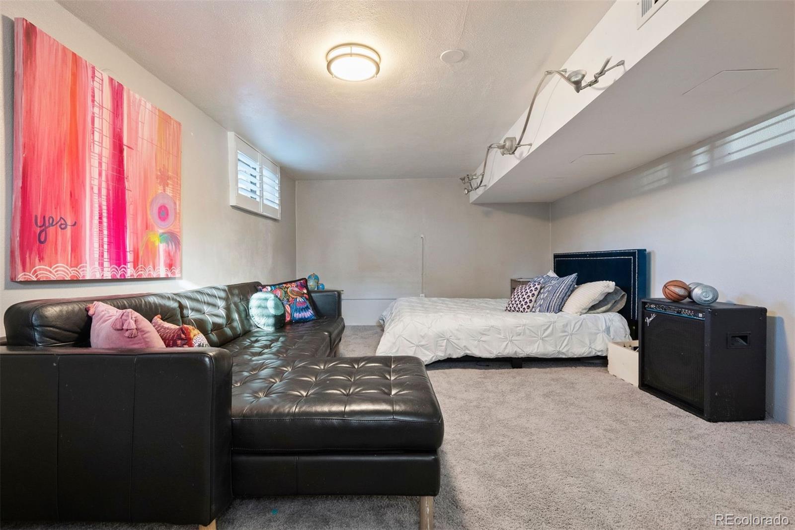 1760 Niagara Street