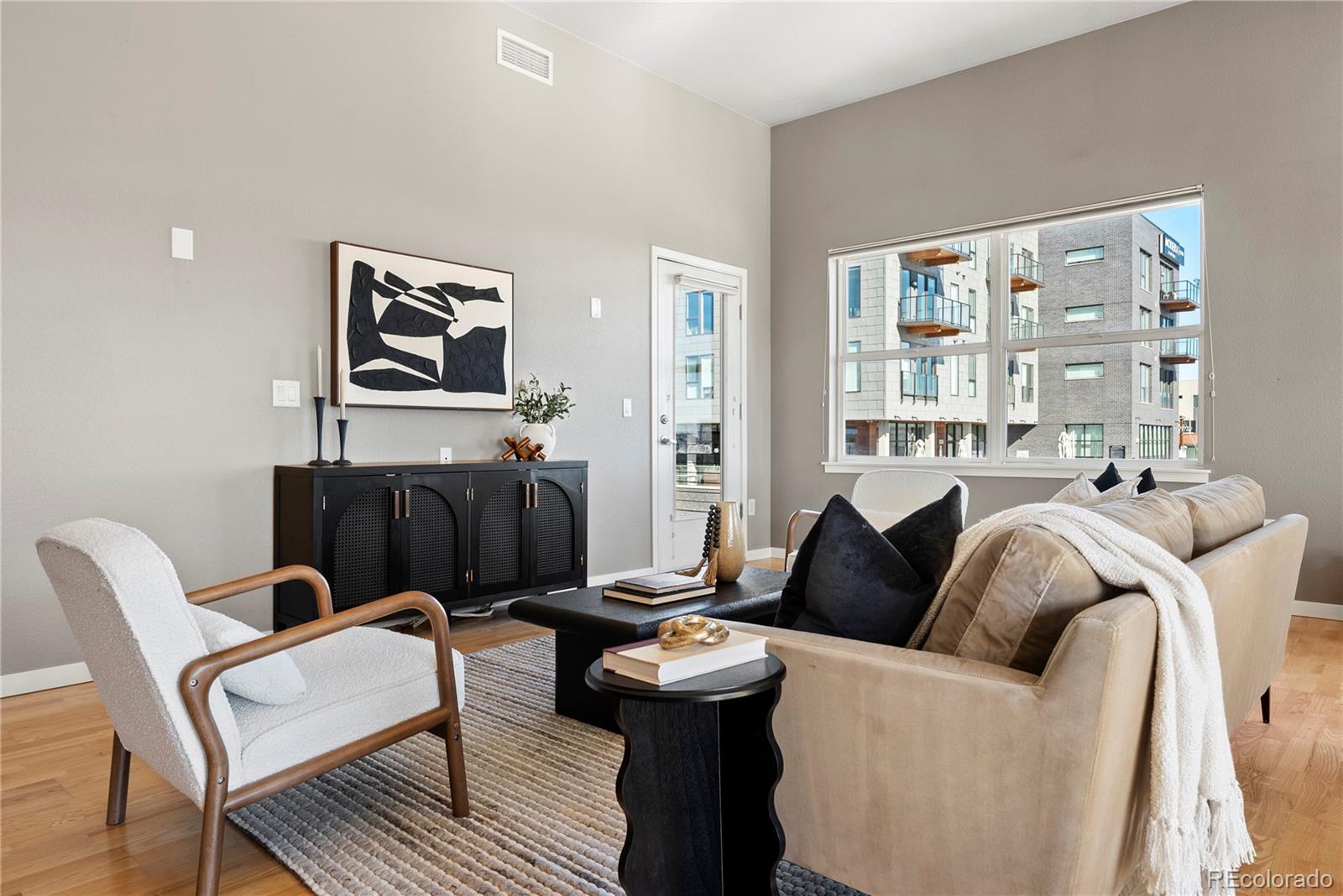 1555 Central Street Unit: 301