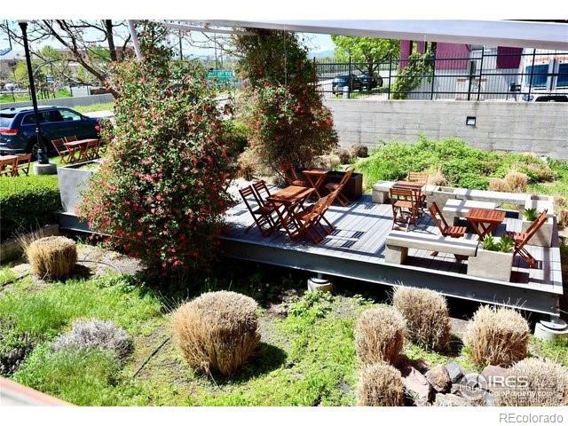 1555 Central Street Unit: 301