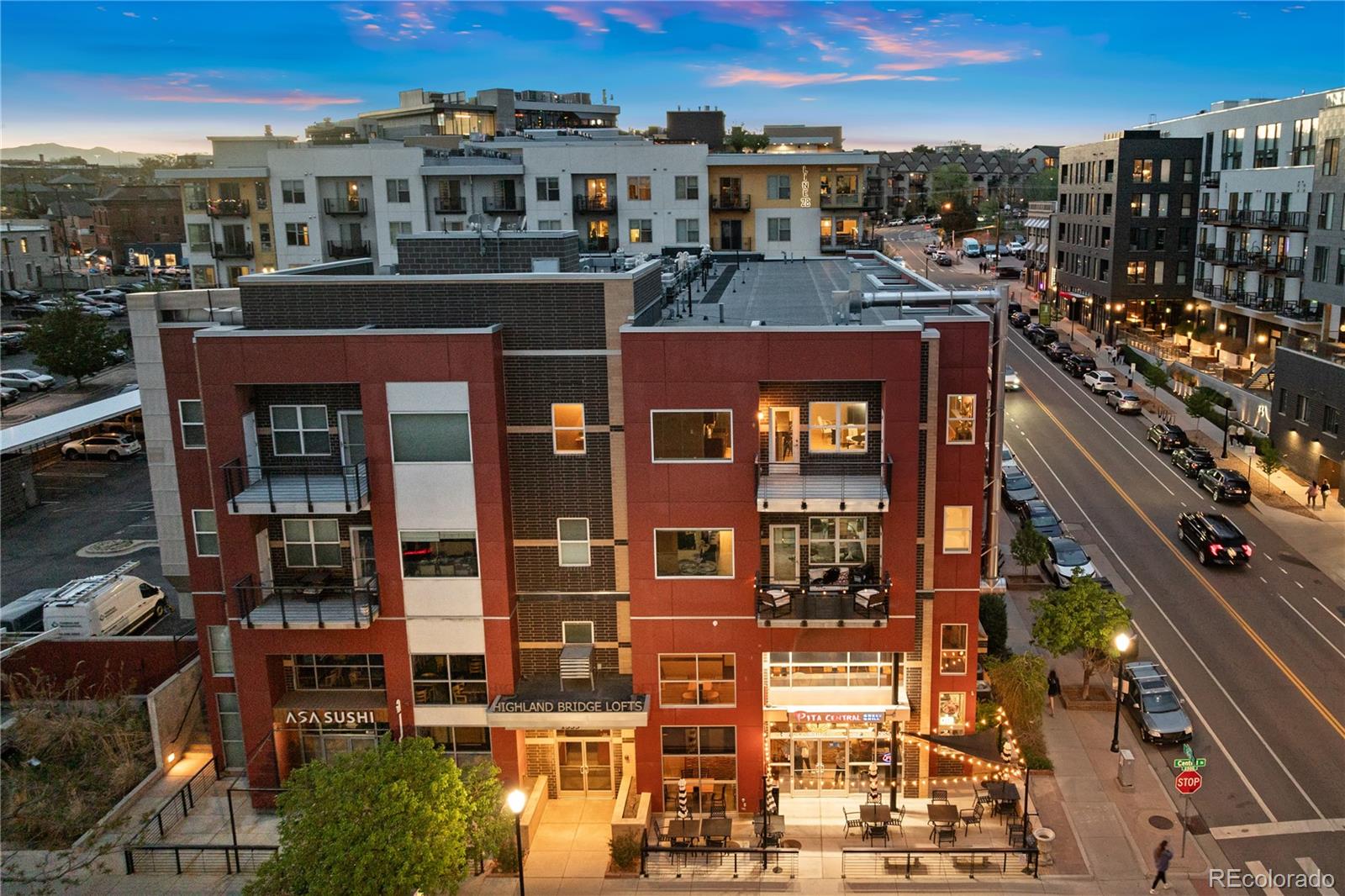 1555 Central Street Unit: 301