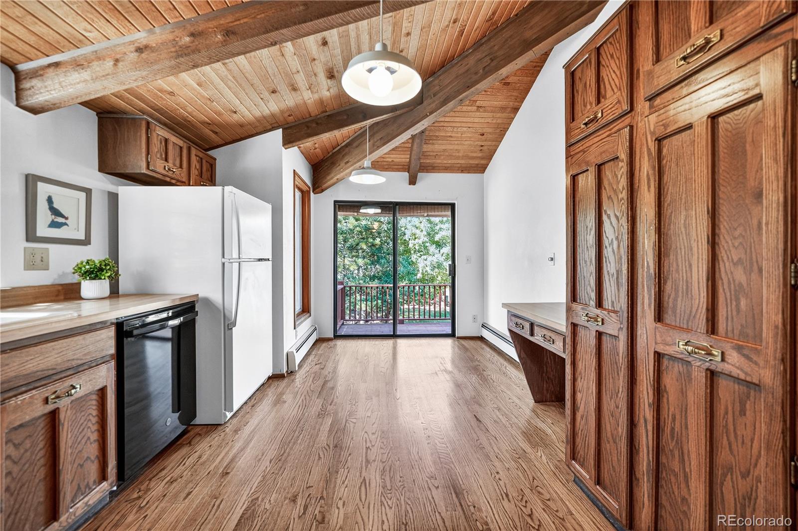 1269 Pomegranate Lane