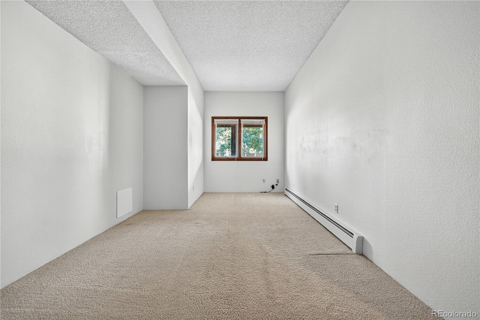 1269 Pomegranate Lane