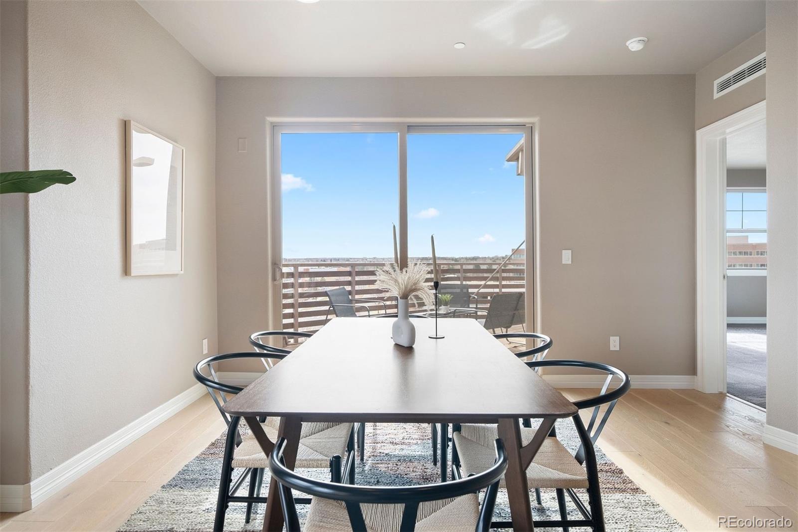 89 Rampart Way Unit: 504