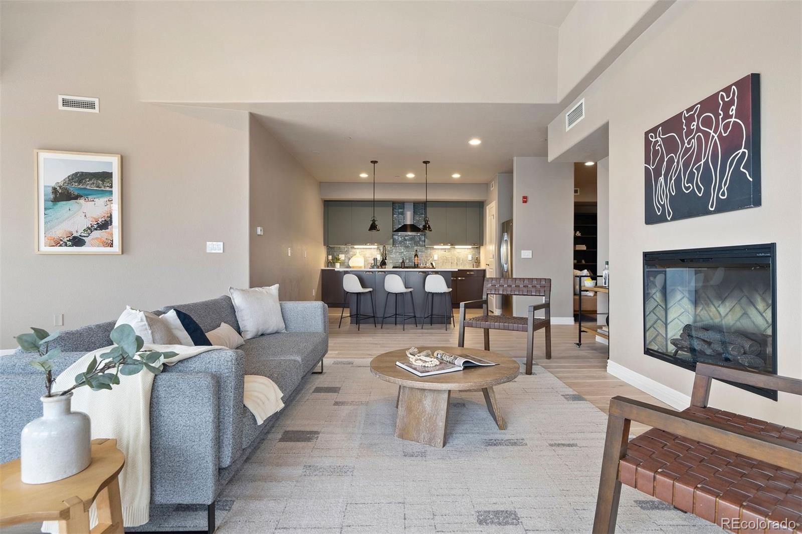 89 Rampart Way Unit: 504