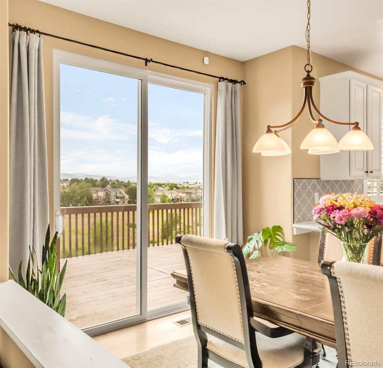 10253 Bentwood Circle