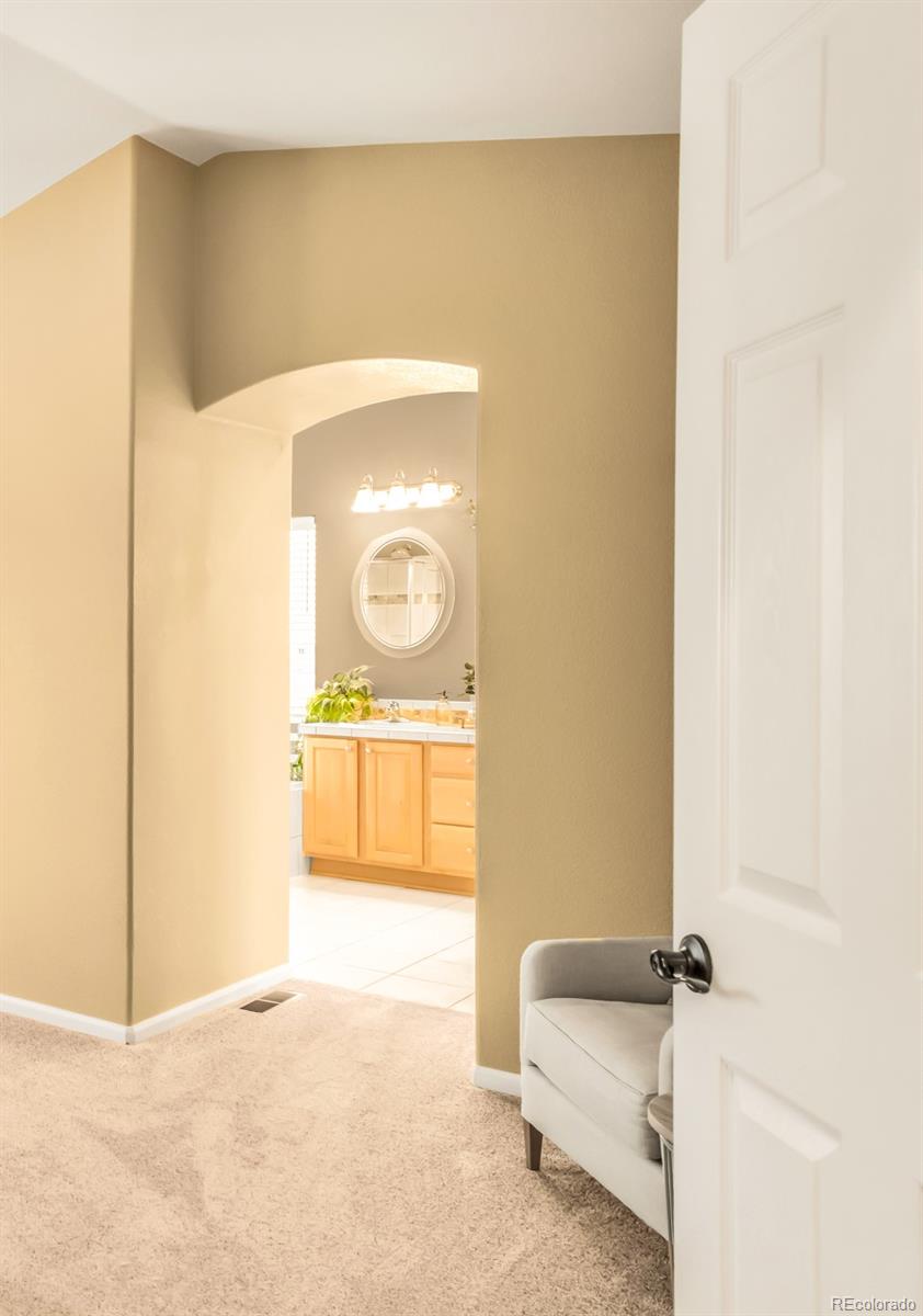 10253 Bentwood Circle