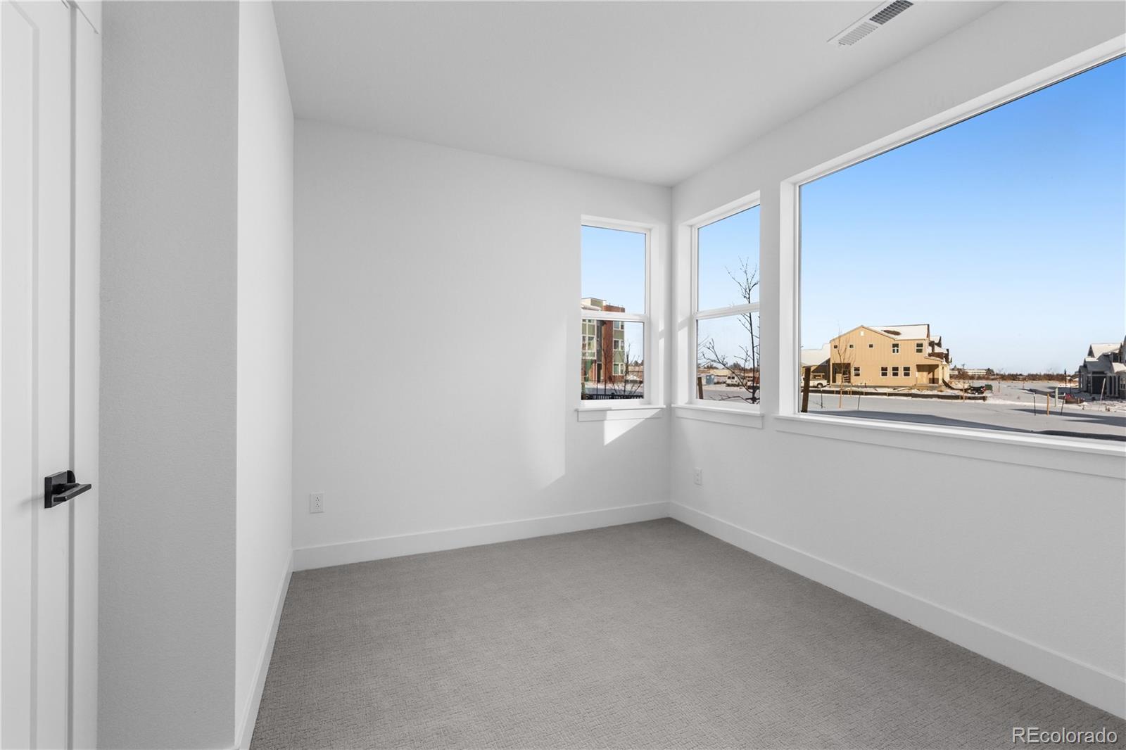 14245 Currant Street