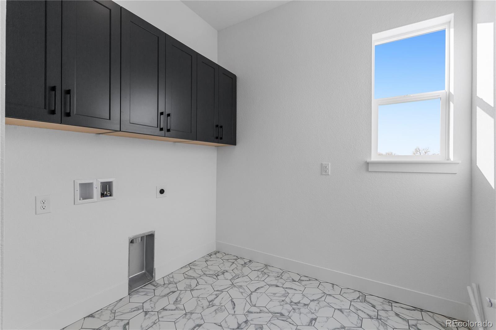 14245 Currant Street