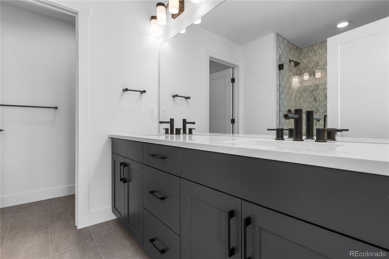 14245 Currant Street