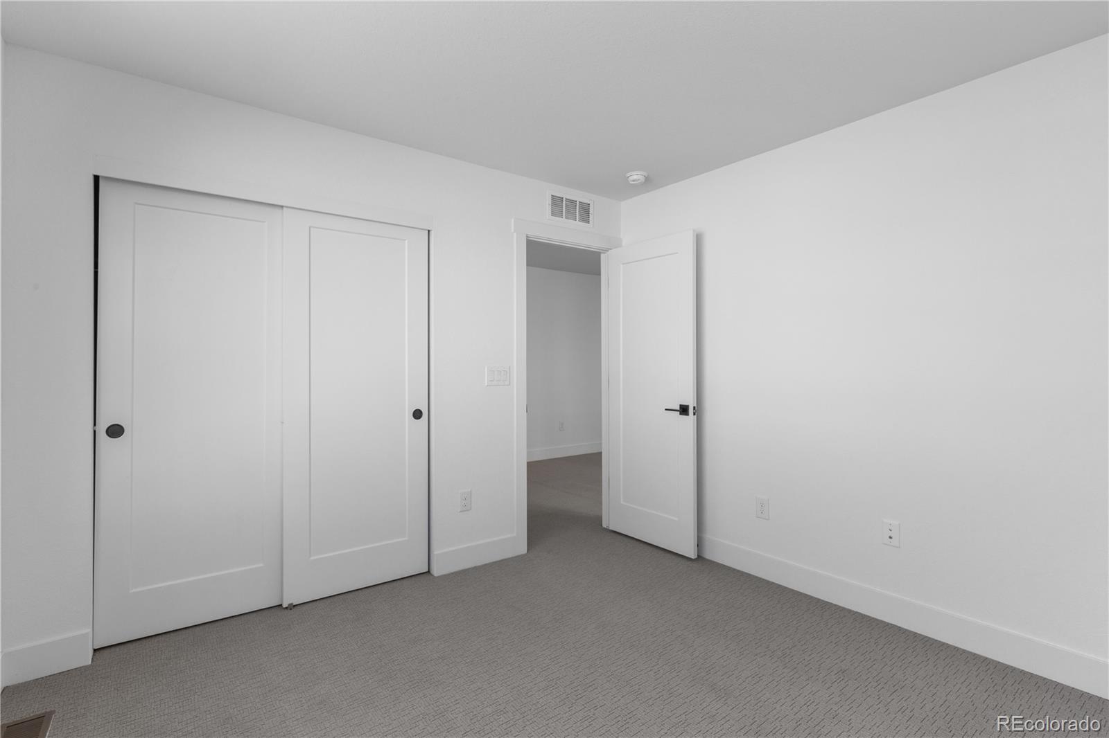 14245 Currant Street