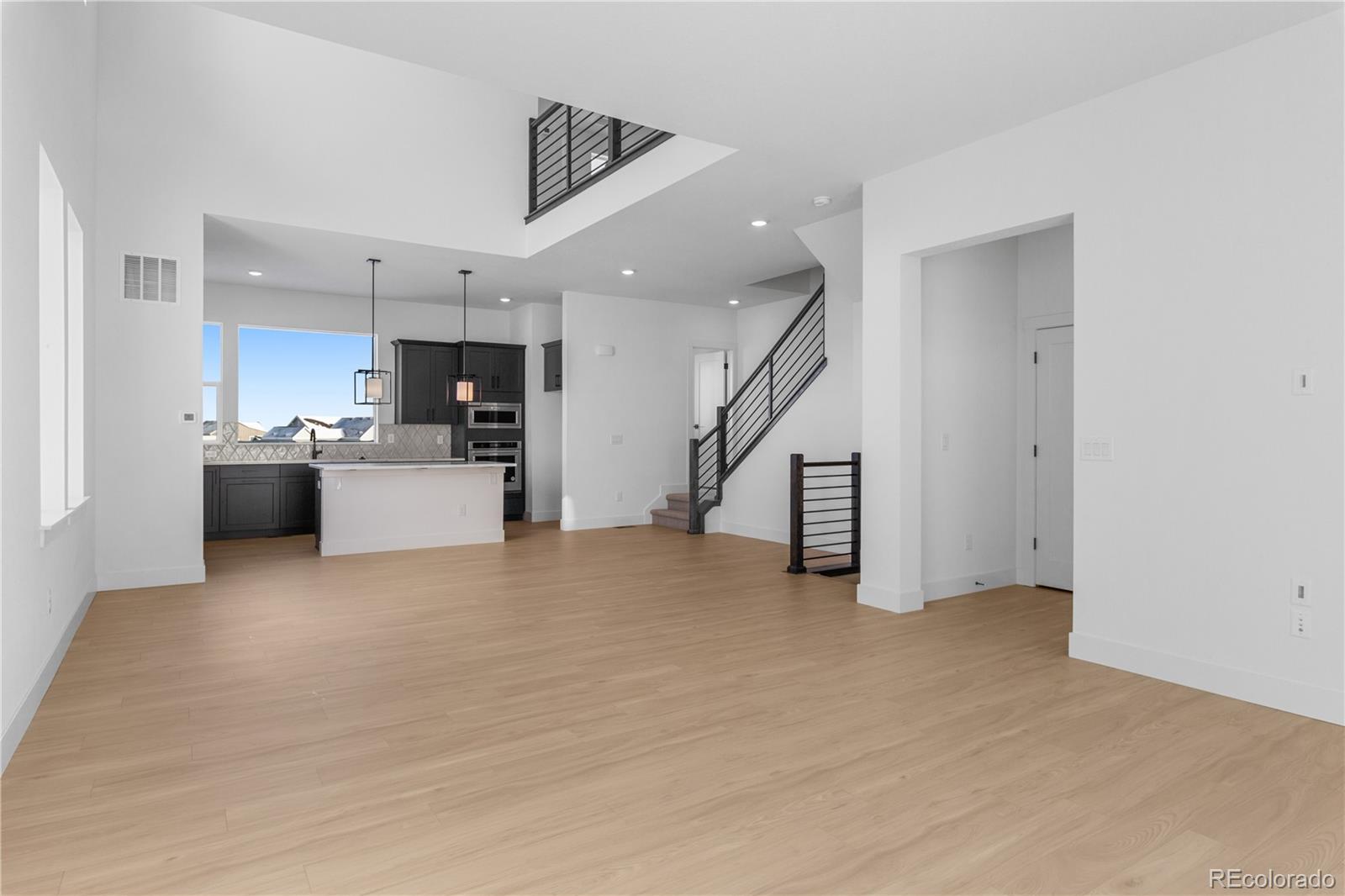 14245 Currant Street