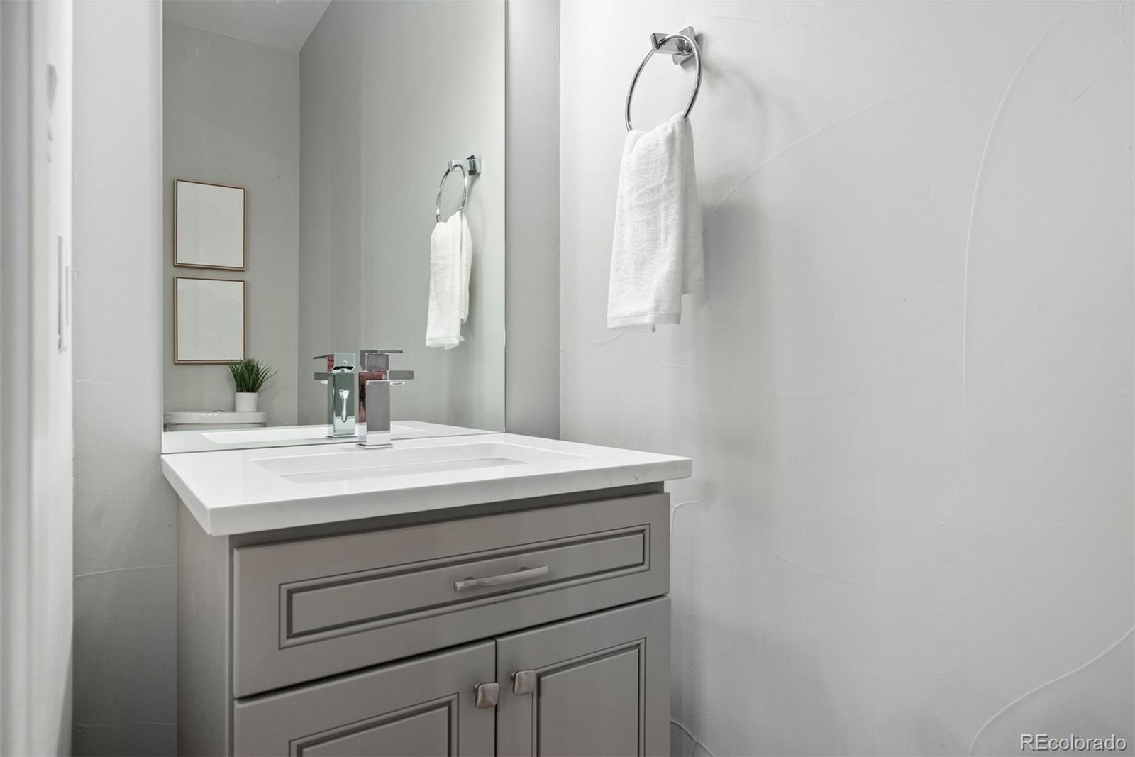 2831 W 25th Avenue Unit: 1
