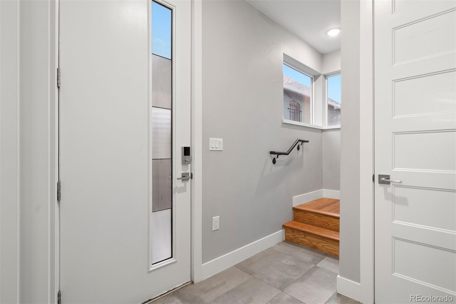 2831 W 25th Avenue Unit: 1