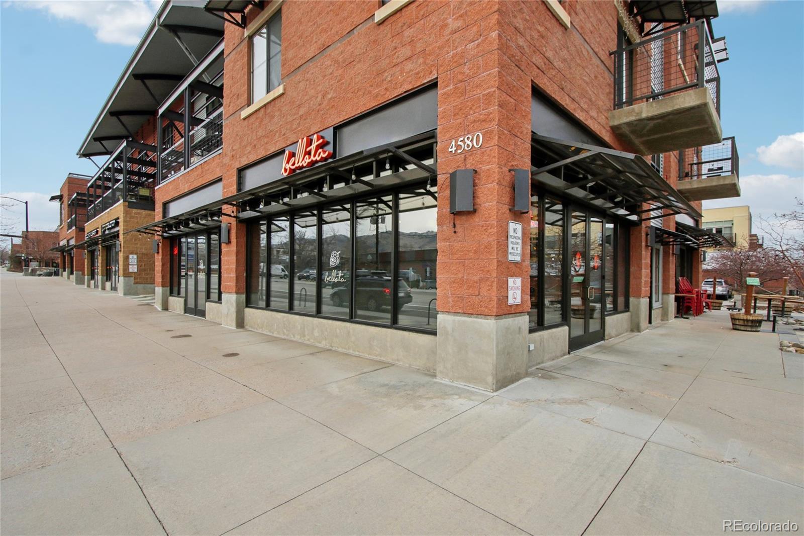 4520 Broadway Street Unit: 208