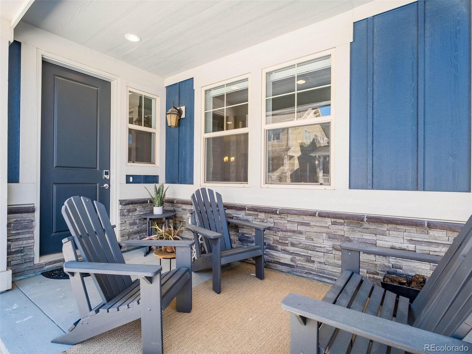 13725 Shoshone Lane
