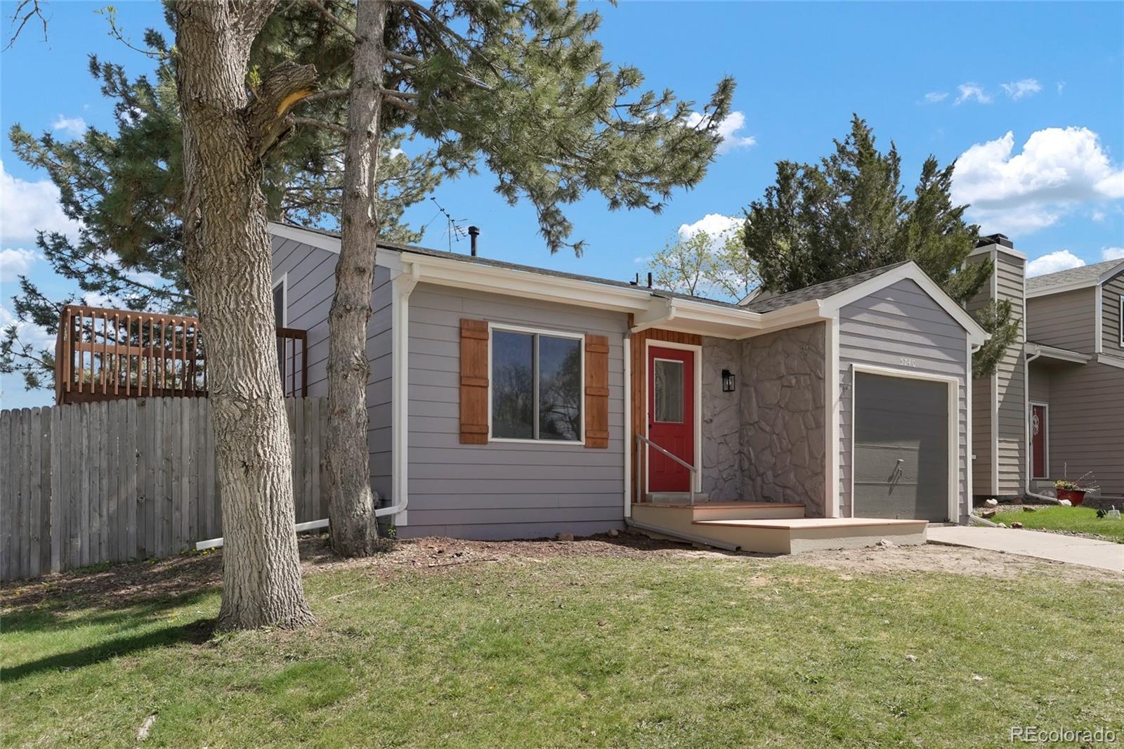 5740 W 76th Drive