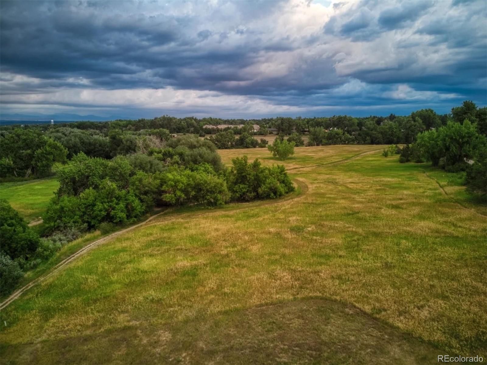 3148 E Maplewood Avenue