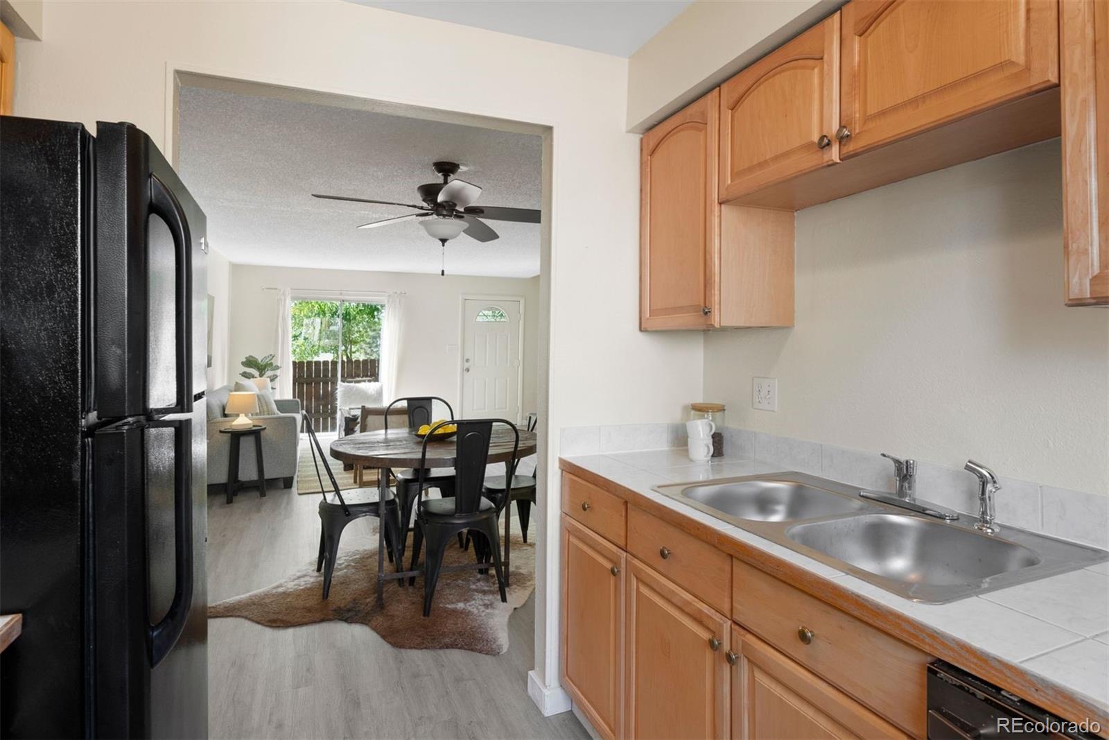 2347 Rainbow Drive Unit: B