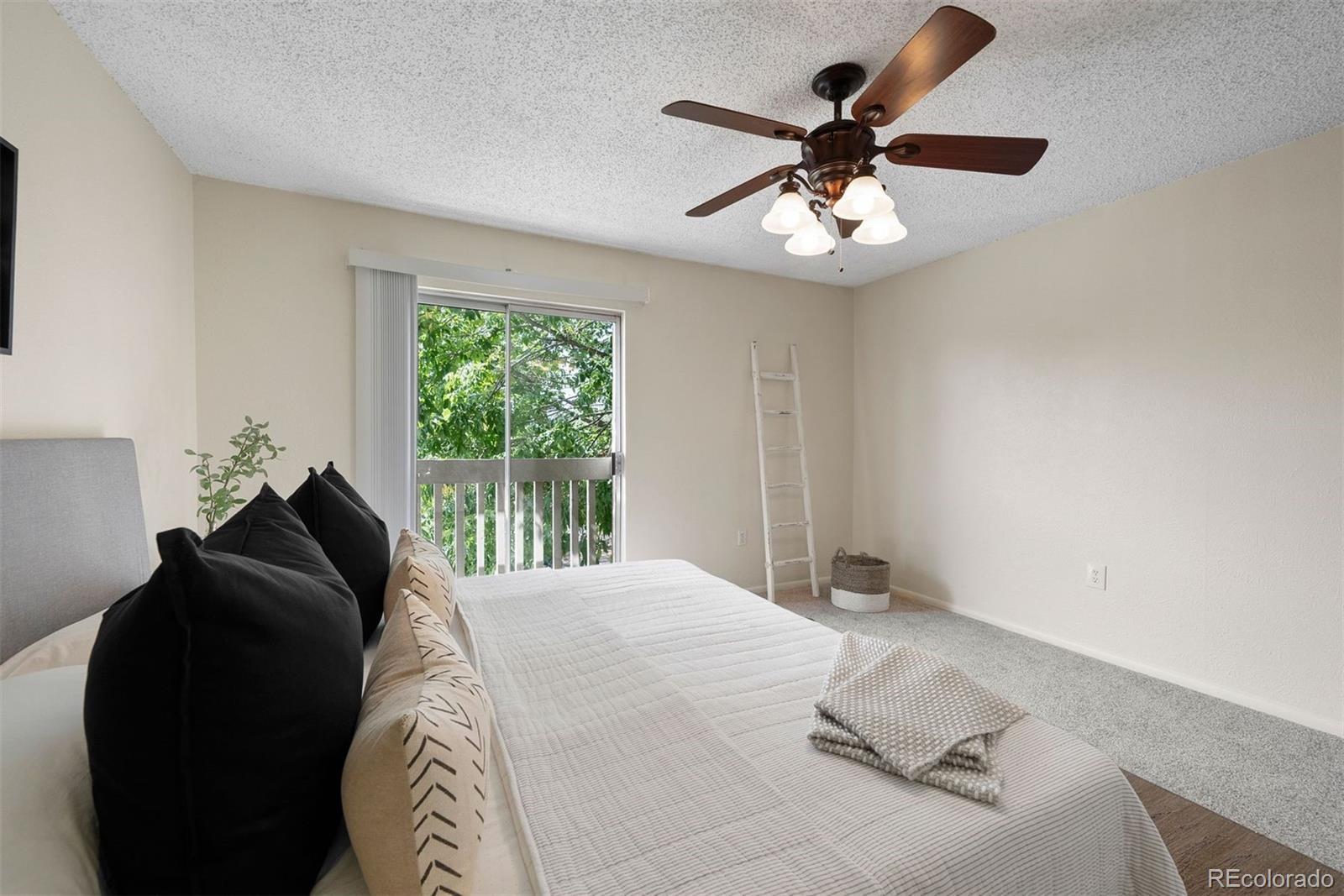2347 Rainbow Drive Unit: B