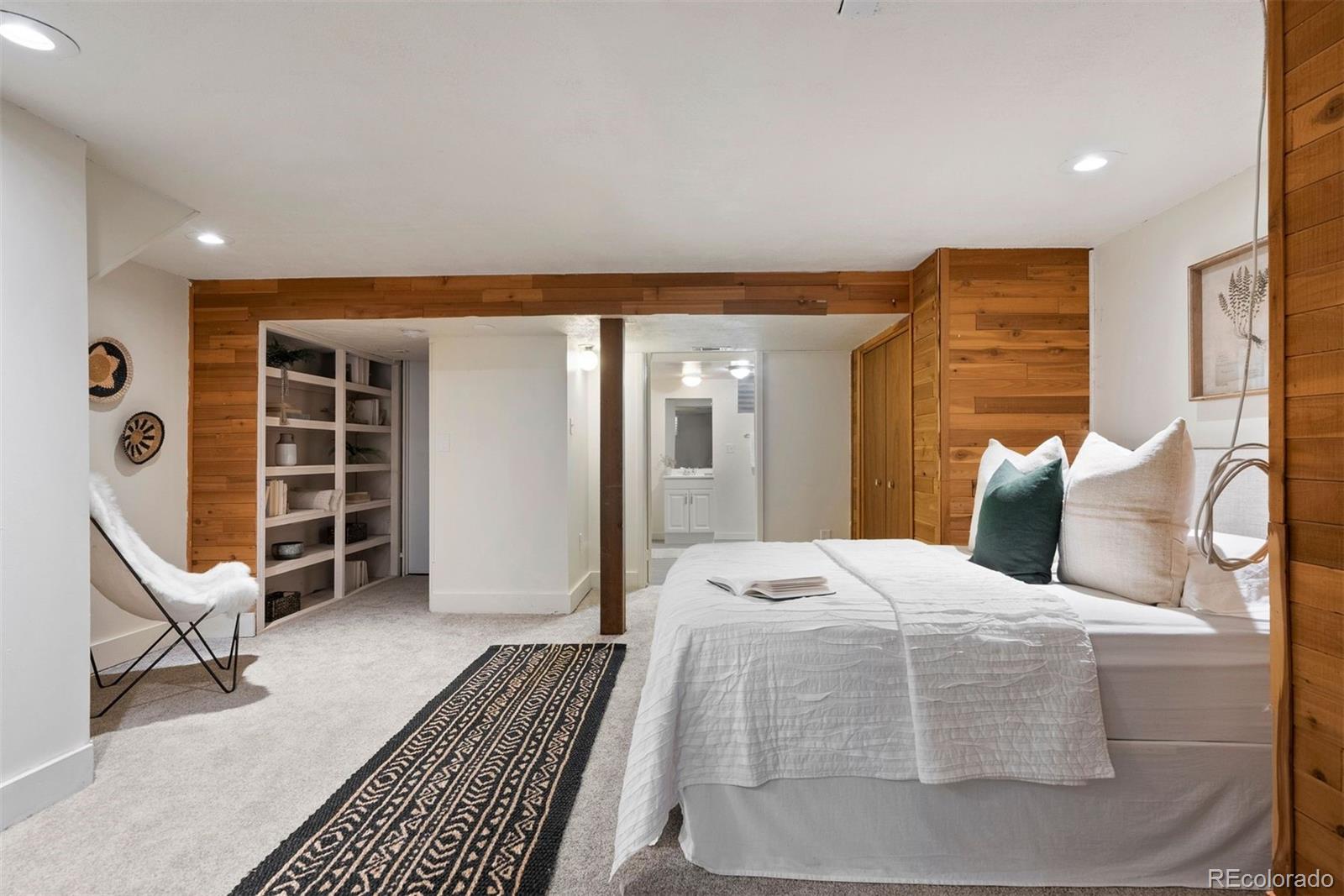 2347 Rainbow Drive Unit: B
