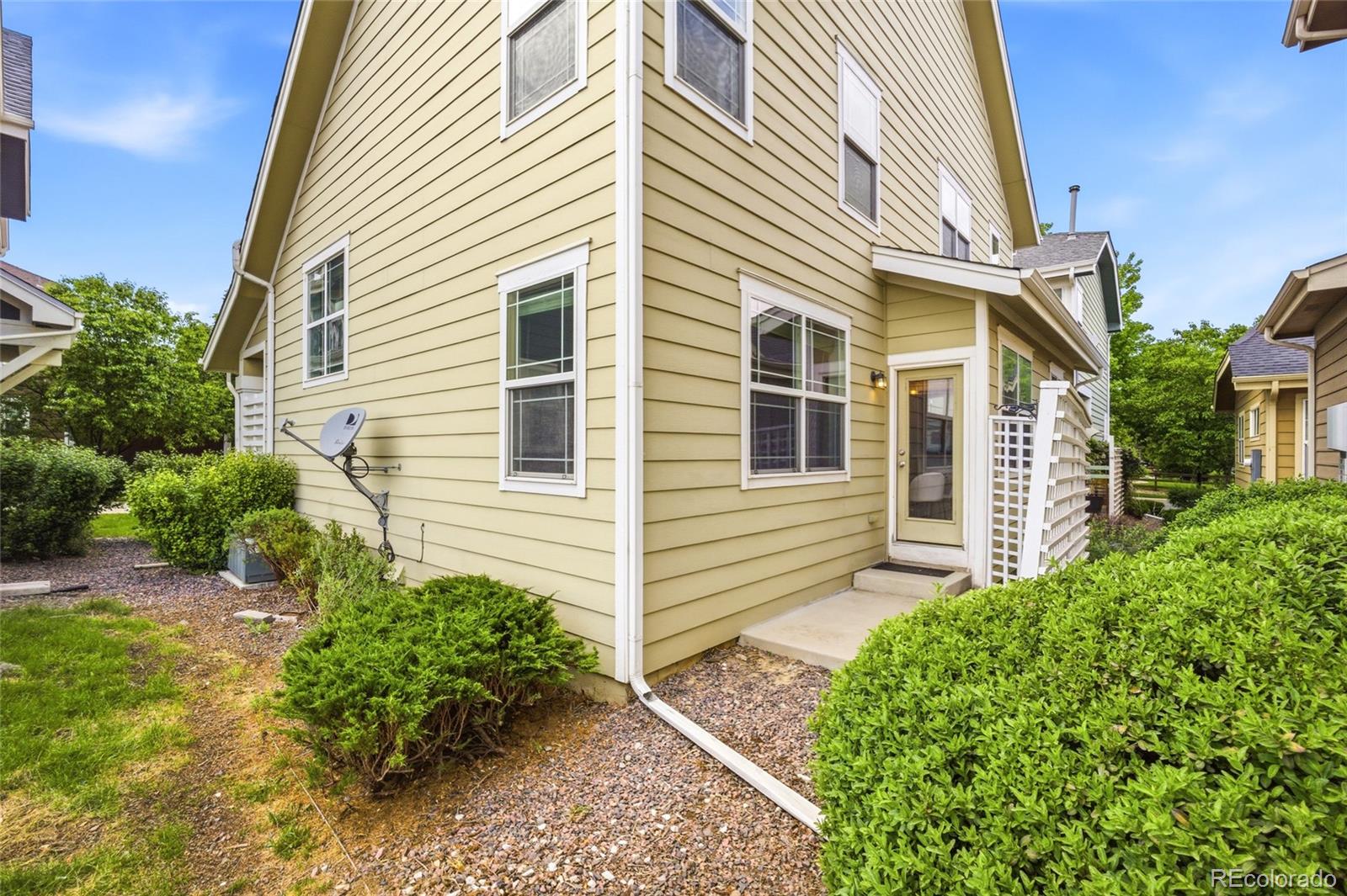 3878 Red Deer Trail