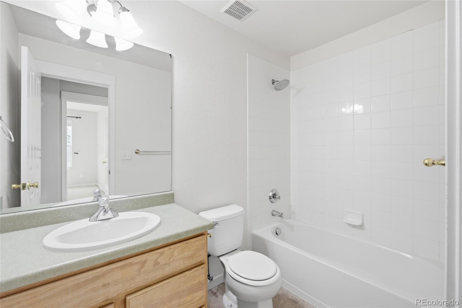 3878 Red Deer Trail